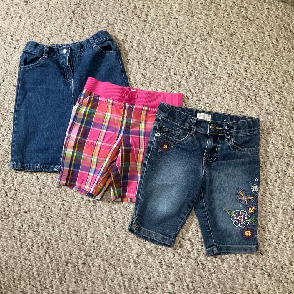 3 Pack Bundle Girls Shorts Size 6 Denim Shorts and Plaid Shorts Stretch Waist